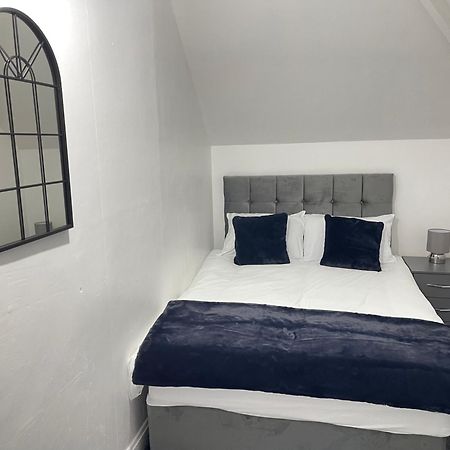 Hometel Digs Hidden Gem Large Comfy Home Can Sleep 15 Braunstone Town Eksteriør bilde